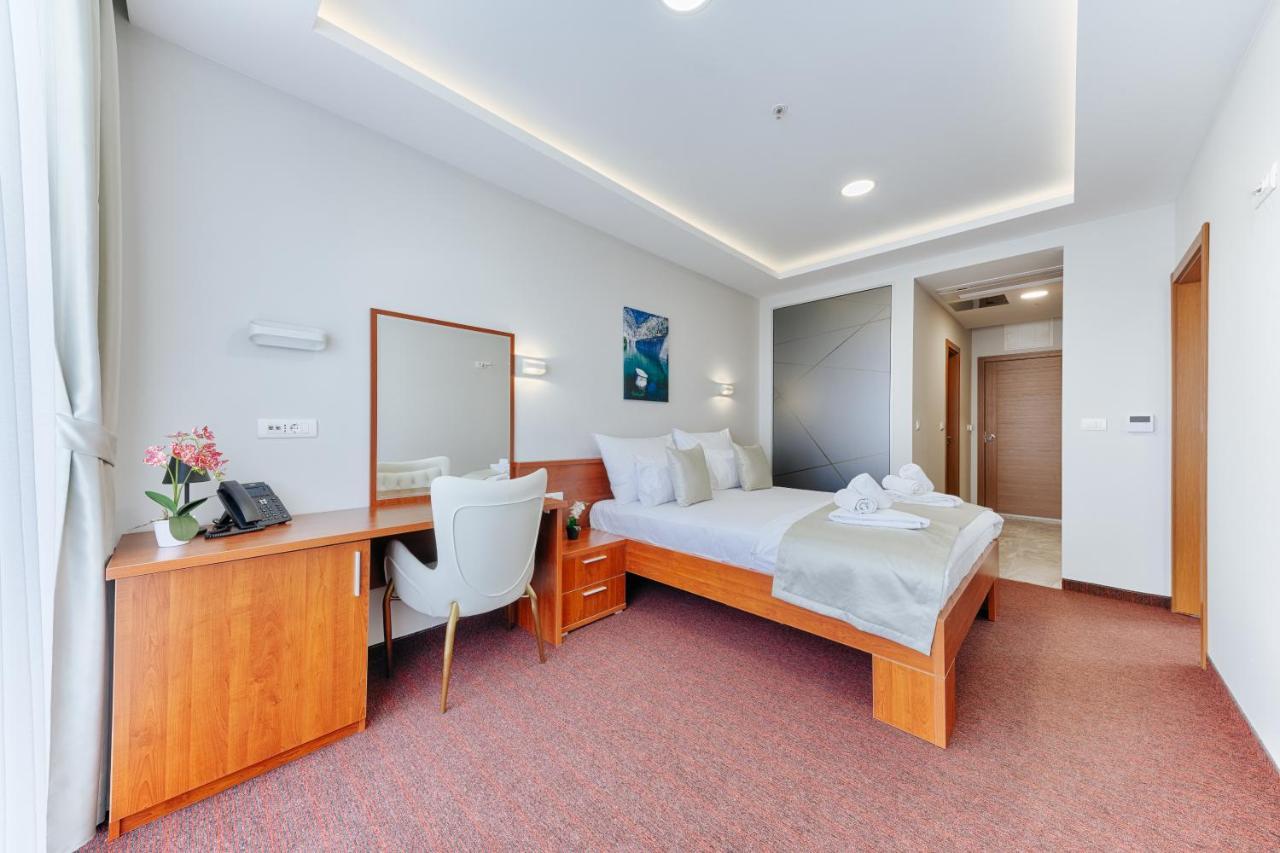 Hotel Bh Dobra Voda Eksteriør billede